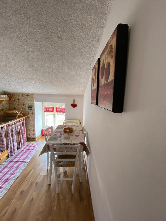 Ferienwohnung Mansarda Petronilla Piazzatorre Exterior foto